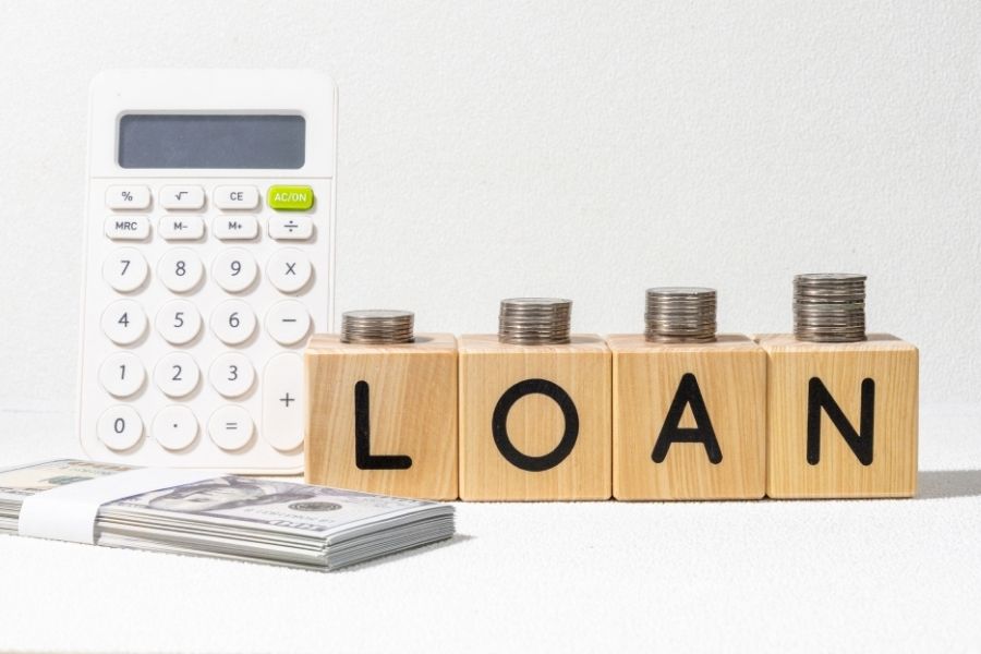 הלוואה חוץ בנקאית או בנקאית מה עדיף